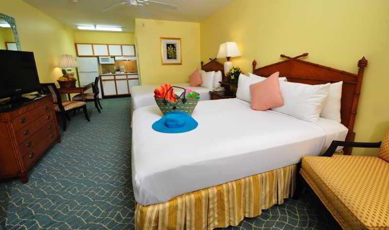 Sunshine Suites Resort West Bay Экстерьер фото